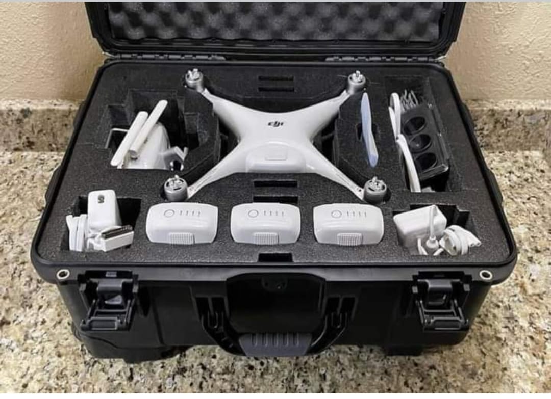 DJI Phantom 4 Pro Drone , GPS, GIMBLE CAMERA
